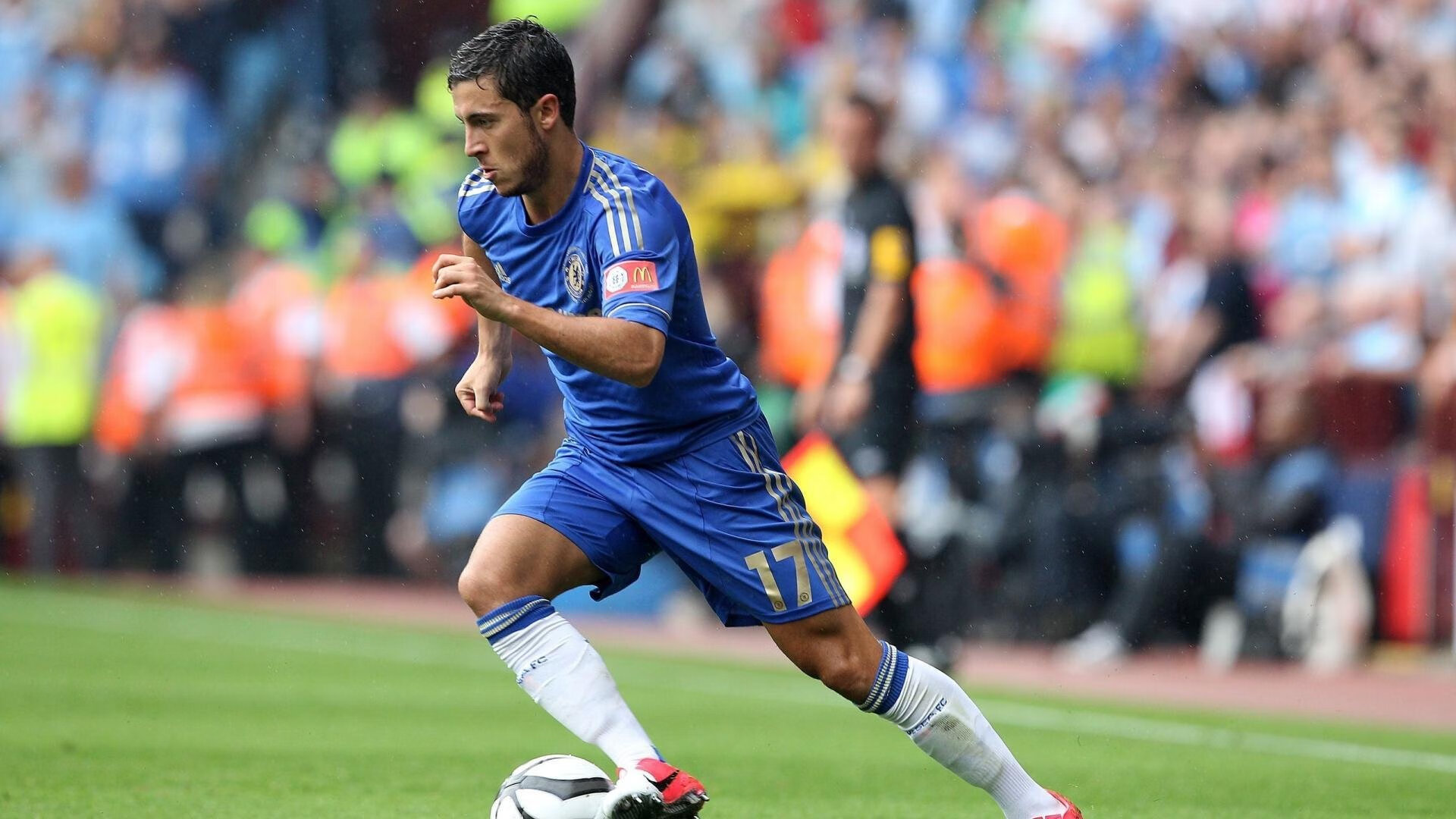 Kaiyun APP-皇马主场大胜利物浦，逆转晋级半决赛！，皇马vs利物浦全场回放