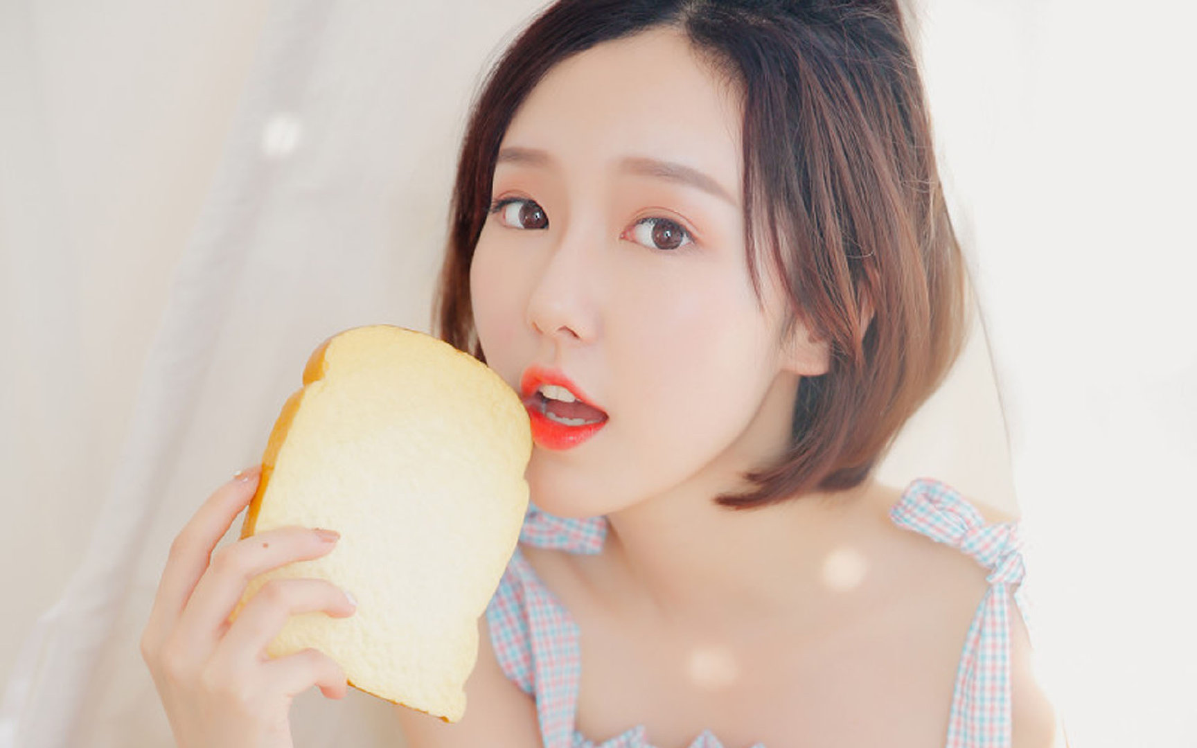 欧洲杯战术多变：变化引领足球新潮！，欧洲杯战术分析